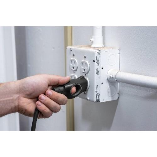 GE 3-Outlet Grounded Extension Cord Indoor/Outdoor 16AWG 25' Black