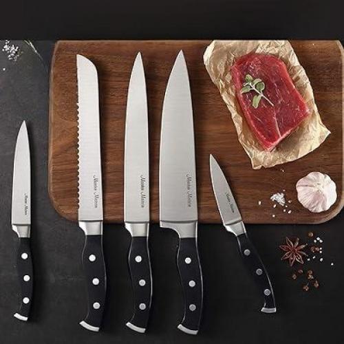 Master Maison 7-Piece Premium Kitchen Knife Set with Knife Block & Dual Knife Sharpener, Black