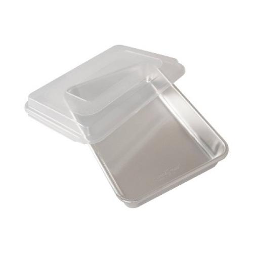 Nordic Ware 9x13 Aluminum Pan with Lid Silver