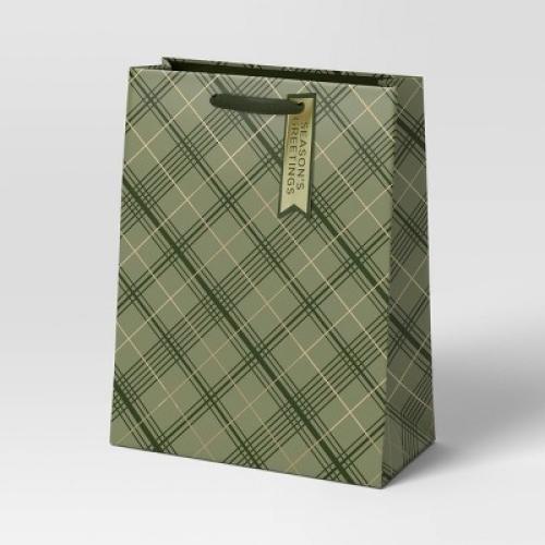 Diagonal Plaid Large Vogue Christmas Gift Bag Green - Wondershop™( Set of 24)
