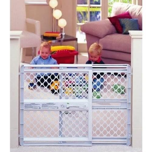 Toddleroo by North States Supergate Classic Baby and Child Safety Pet Gate, 26 Tall