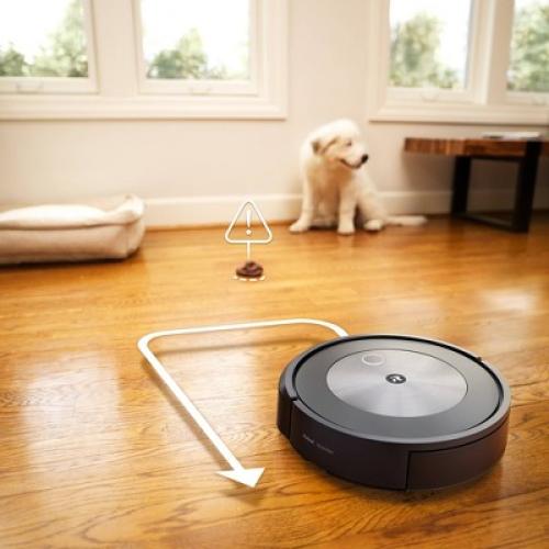 iRobot Roomba Combo j5  Self-Emptying Robot Vacuum & Mop NEEDS CLEANING MAY HAVE MISSING ACCESSORIES