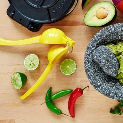 Imusa Lemon Squeezer Yellow