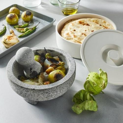8 Granite Molcajete & Pestle - Figmint™