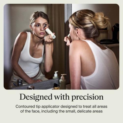 Color White Therabody TheraFace Depuffing Cold & Heat Facial Treatment Wand - White