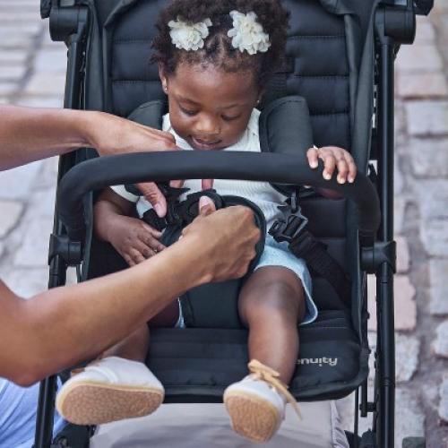Ingenuity 3Dquickclose CS  Compact Fold Stroller - Black: Metal Frame, 5-Point Harness, EVA Tires, Single Configuration ‼️could be missing or broken parts ‼️