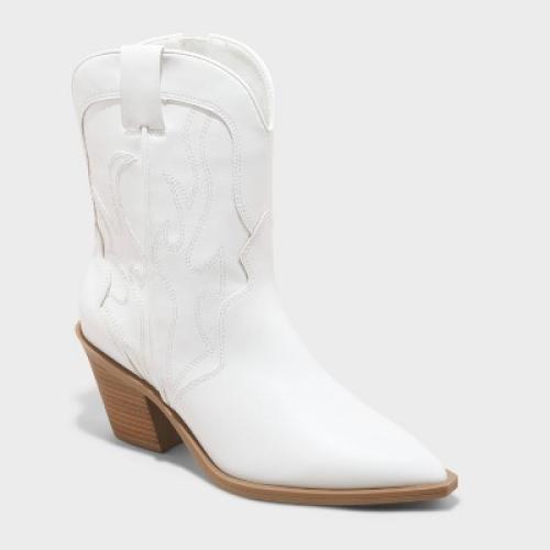 Women's Jacey Wide Width Western Ankle Boots - Universal Thread™ White 6W: Cushioned Insole, Zipper Closure