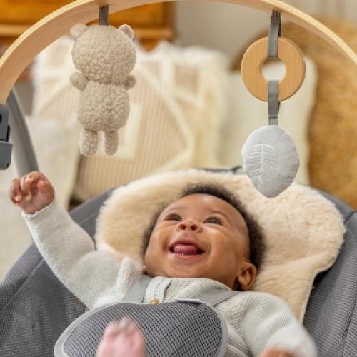 Ingenuity Every Season Swing 'n Go Portable Baby Swing - Wesley - Beige
