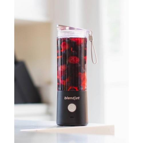 BlendJet 2 Portable Blender with Orbiter drinking lid - Black