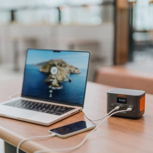 Jackery Solar Generator 100 Plus