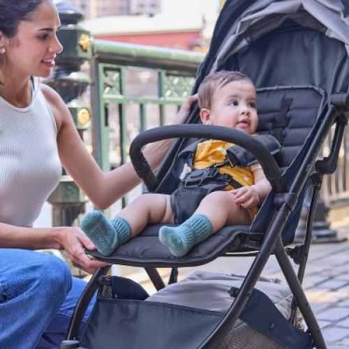 Ingenuity 3Dquickclose CS  Compact Fold Stroller - Black: Metal Frame, 5-Point Harness, EVA Tires, Single Configuration ‼️could be missing or broken parts ‼️