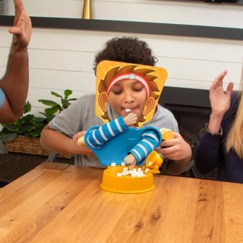 PlayMonster Marshmallow Madness Board Game