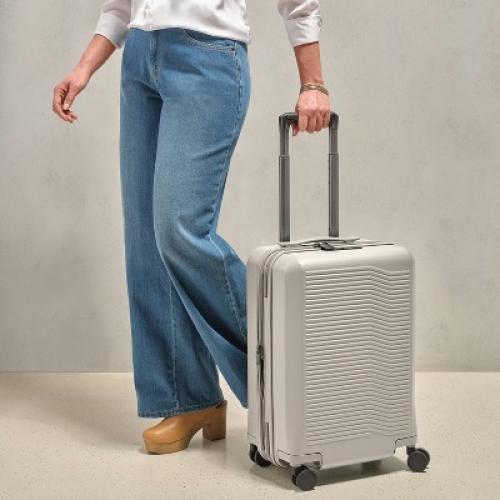 Signature Hardside Carry On Spinner Suitcase Matte Atmosphere - Open Story™