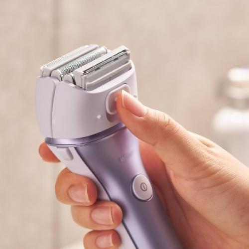 Panasonic Women's 4 Blade Shaver - ES-WL80