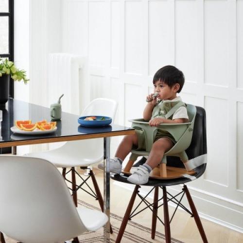 Lalo Booster Seat - Grapefruit