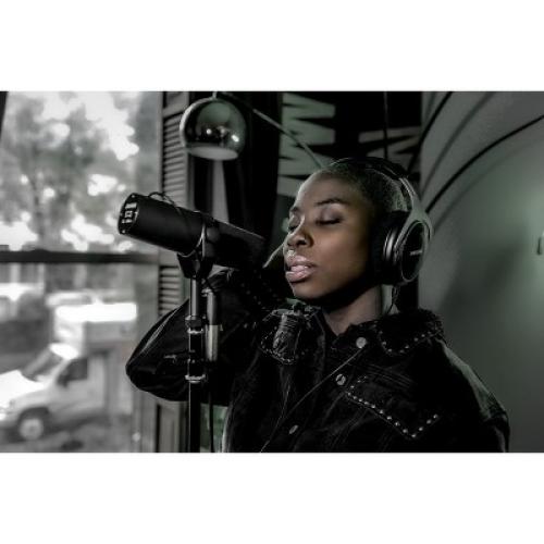 Shure SM7B Cardioid Dynamic Vocal Microphone