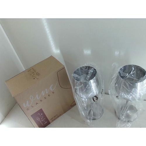 Gusto Nostro Stainless Steel Wine Glass - 18 oz - Cute, Unbreakable Wine Glasses for Travel, Camping and Pool - Fancy, Unique and Cool Portable Metal Wine Glass for Outdoor Events, Picnics (Set of 2)