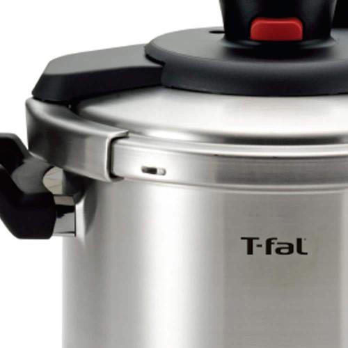 8 qt. Stainless Steel Stove Top Pressure Cooker with Steam Basket