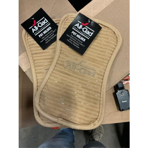 All-Clad Silicone Pot Holder in Cappuccino 2 Pack