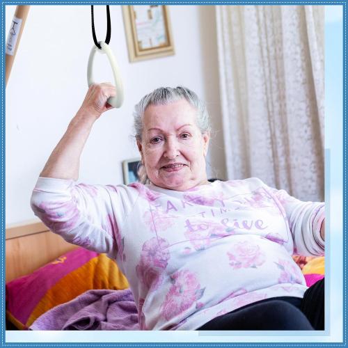 Tandefio 2 Sets Elderly Pull up Bed Trapeze Ceiling Mounted Bar Trapeze Stand Ladder Bed Helper 2 Stainless Steel Fixing Plate 8 Stainless Steel Expansion Bolt 4 Snap Hooks for Bed Mobility Transfer
