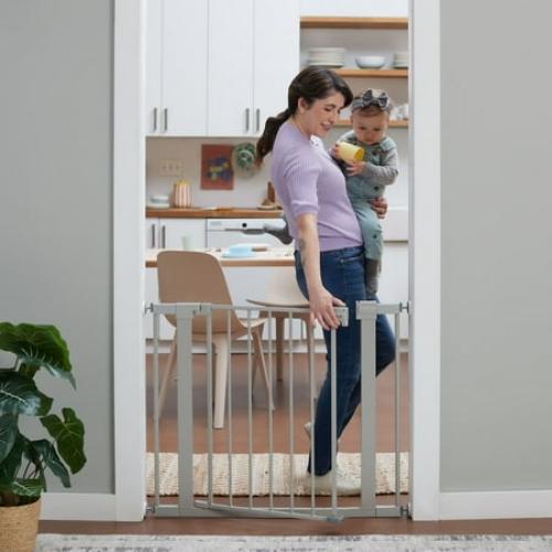 Safety 1st Simple Pass Walk-Through Gate, Grey