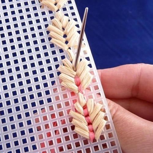 Phinus 7-Piece Plastic Canvas Sheets, 10.5 x 13.5, Eye Mesh for Embroidery & Knit Crochet Projects, DIY Handicraft, Make Dividers