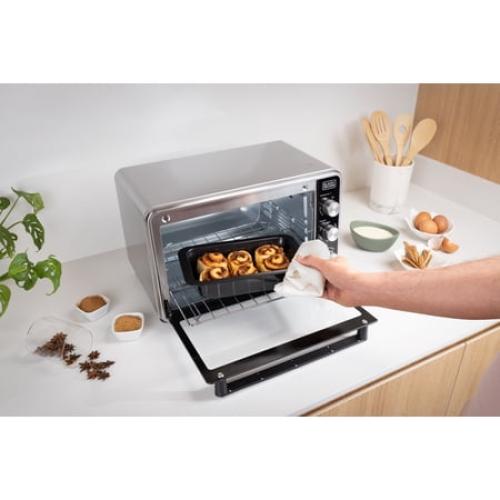 Black   Decker Crisp 'N Bake PRO 6-Slice Air Fryer Toaster Oven with Basket, Pan, Rack & Tray, Stainless Steel