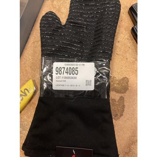 All-Clad Silicone Oven Mitt, 2 Pack, Cappucc