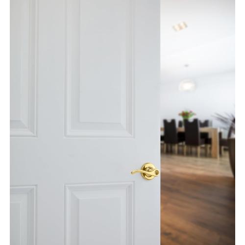 Kwikset Balboa Entry Door Handle with Lock and Key, Secure Keyed Reversible Lever Exterior, for Front Entrance and Bedrooms, Polished Brass, Pick Resistant Smartkey Rekey Security