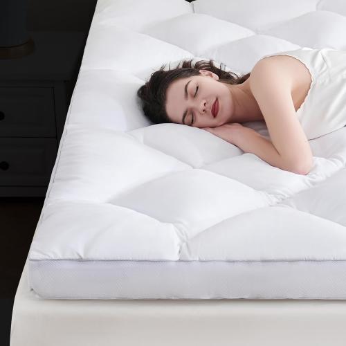 DOWNCOOL 3 Inch King Mattress, Ultra Thick and Fluffy Supportive Memory Foam Mattress Topper for Body Pain, Pad with Breathable Mesh Design for Deep Sleep, 80x78x3 Inches