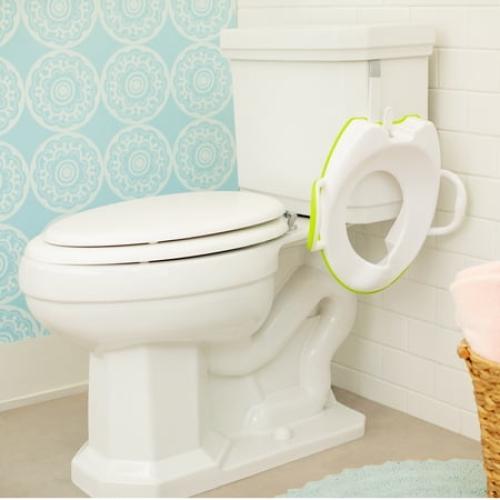 Munchkin® Sturdy™ Toddler Potty Seat, Built-in Handles, Green, Unisex‼️light dirt and good condition‼️