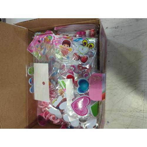 Mctuoba 130 Pack Valentines Day Party Favors for Kids, Treasure Box Toys for Classroom Prizes, Pinata Filler Goodie Bag Stuffers, Treasure Chest Carnival Gift Bulk Toys