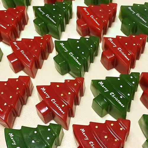 AnyDesign Christmas Silicone Molds Red Green Xmas Tree Candy Chocolate Mould Christmas Non-Stick Fondant Baking Mold for Handmade Soap Pudding Jelly Ice Cube Tray Cake Cupcake Topper Decor, 2Pcs
