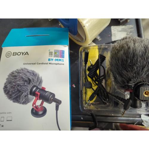 BOYA MM1 Universal Camera Microphone Super-Cardioid Shotgun Microphone with Shock Mount for Camera, Consumer, Camcorder iPhone, Android Smartphones