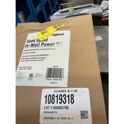 Legrand Geek Squad in Wall Power Kit - White GSK701