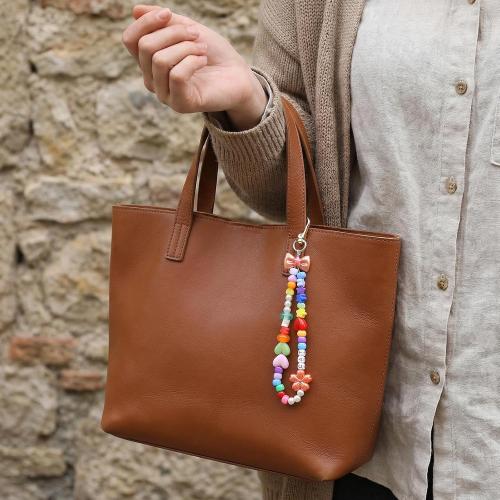 BESARME Beaded Keychain Making Kit, 372 Pcs, Colorful Alphabet Beads