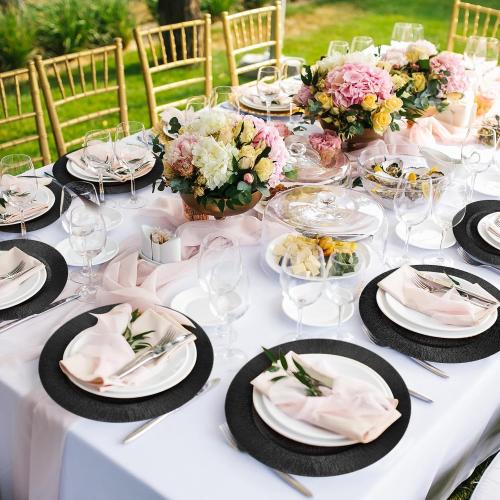 Tanlade 50 Pcs Charger Plates Bulk, 13 Inch Plastic Round Charger Dinner Plates Elegant Wedding Serving Plate for Event Tabletop Wedding Party Bridal Baby Shower Decor (Black)