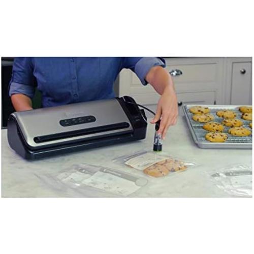 Food Saver FM3945 2-in-1 Vacuum Sealing System