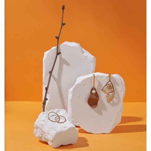 Product Photography Props: 4PCS Irregular Aromatherapy Gypsum Photo Props