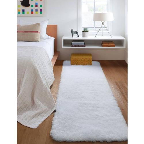 White Runner Rugs for Bedroom Living Room, Fluffy 2x6 Bedside Soft Area Rug