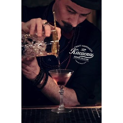 KITESSENSU Bar Mixing Glass, Seamless Pitcher for Stirred Cocktails with Weighted Bottom, Old Fashioned Bartender Accessory and Tool - 18oz 530ml