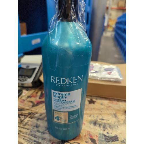 Redken Extreme Length Biotin Shampoo For Longer Hair – Promotes Healthy Hair Growth, Strengthens Damaged Hair, Prevents Hair Breakage, Infused With Biotin ​