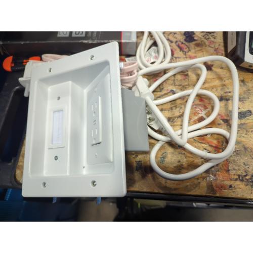 Legrand On-Q 4-27/64-in x 10-in PVC White Flat Screen Tv Kit