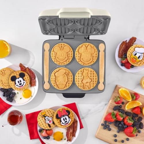 Dash Disney Mickey &Friends No-Drip Waffle Maker MAY HAVE MISSING ACCESSORIES/ NEEDS CLEANING