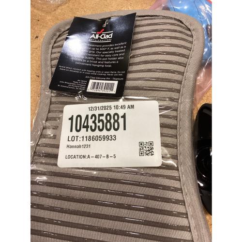 All-Clad Premium Pot Holder, 2 Piece, Titanium