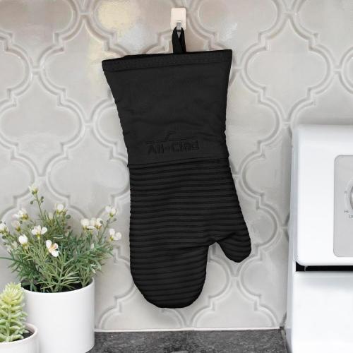All-Clad Silicone Oven Mitts: Heat Resistant up to 500 Degrees - 100% Cotton & Silicone, 14x7 Oven Mitt for Kitchen and Barbecue, 2-Pack, Black