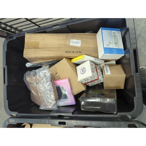 13766868 20 Item Mystery Box