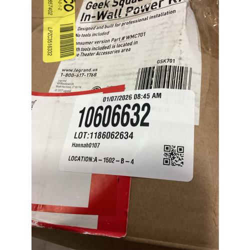 Legrand Geek Squad in Wall Power Kit - White GSK701