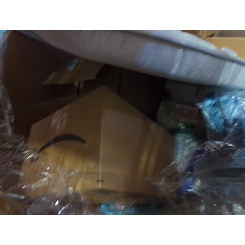 20310652 AMZ-Medium and Small Returns NS Pallet