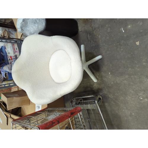Swivel Office Chair Fleece Armchair Petal Vanity Chair W/Back Support Task Chair 11cm Height Adjustable Executive Chair one piece missing ‼️
